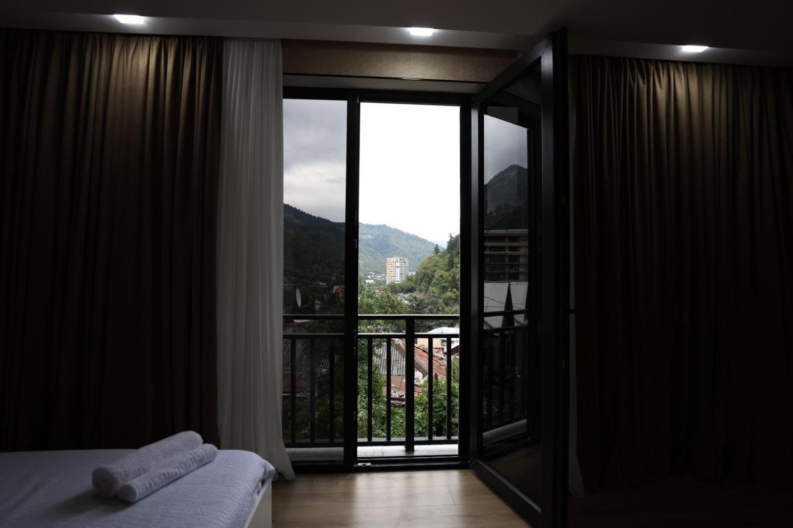 Chanko Hotel Borjomi Bagian luar foto