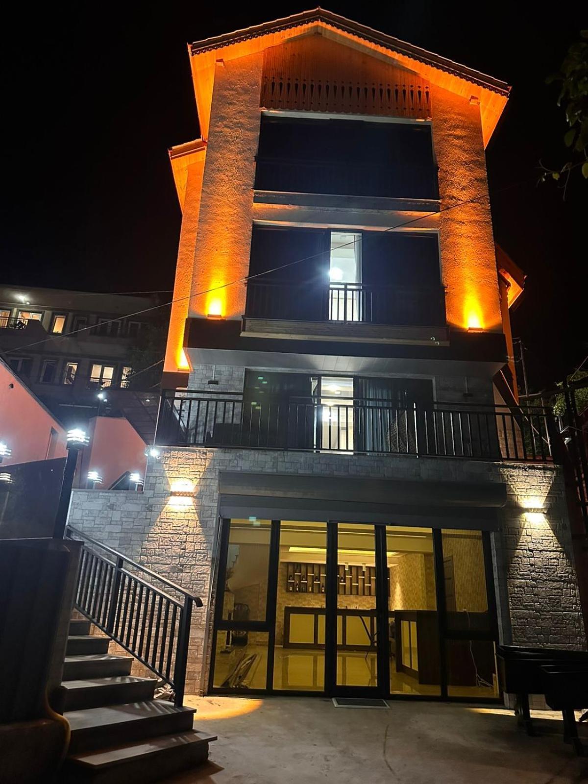 Chanko Hotel Borjomi Bagian luar foto