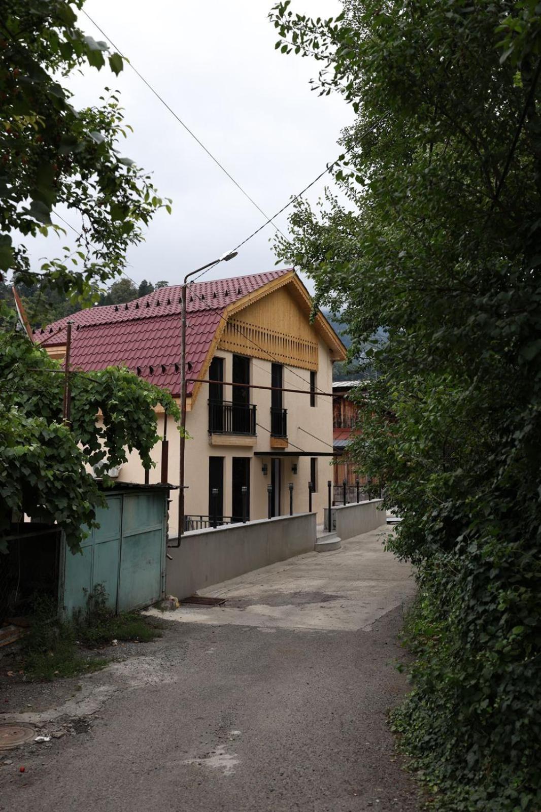 Chanko Hotel Borjomi Bagian luar foto